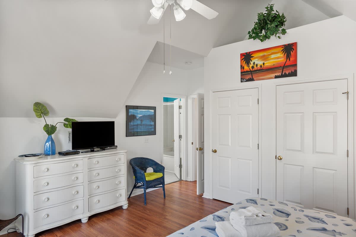 Primary Bedroom Upstairs