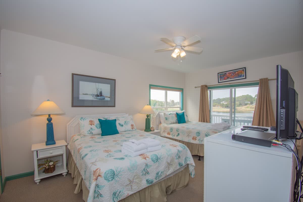 Second floor bedroom with en suite bathroom