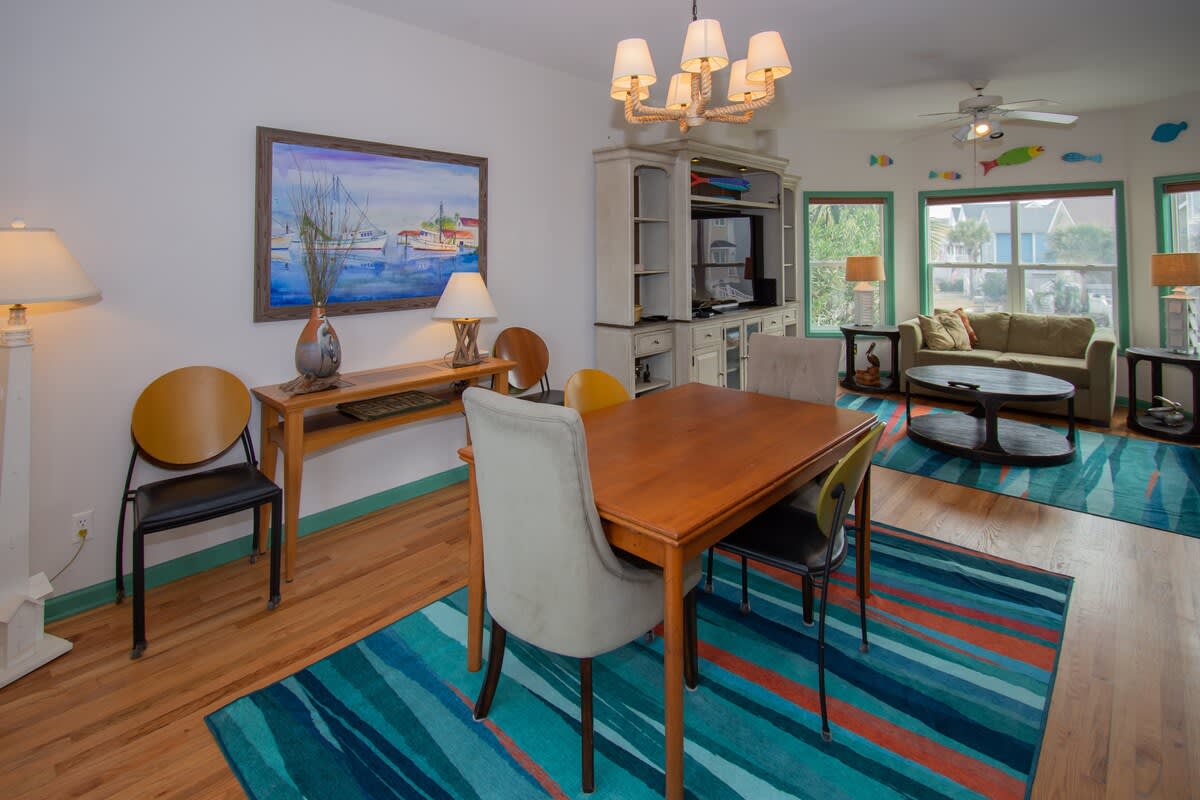 Cozy kitchen and dining area with expandable table