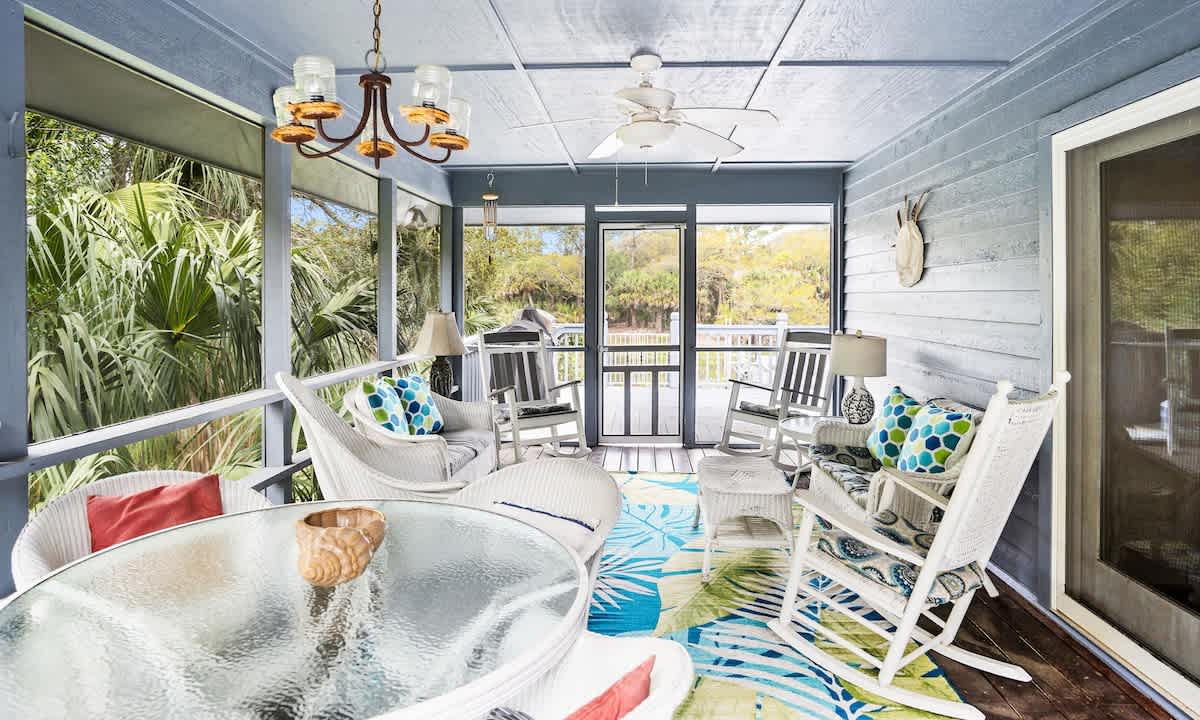 Screened Porch off Kitchen