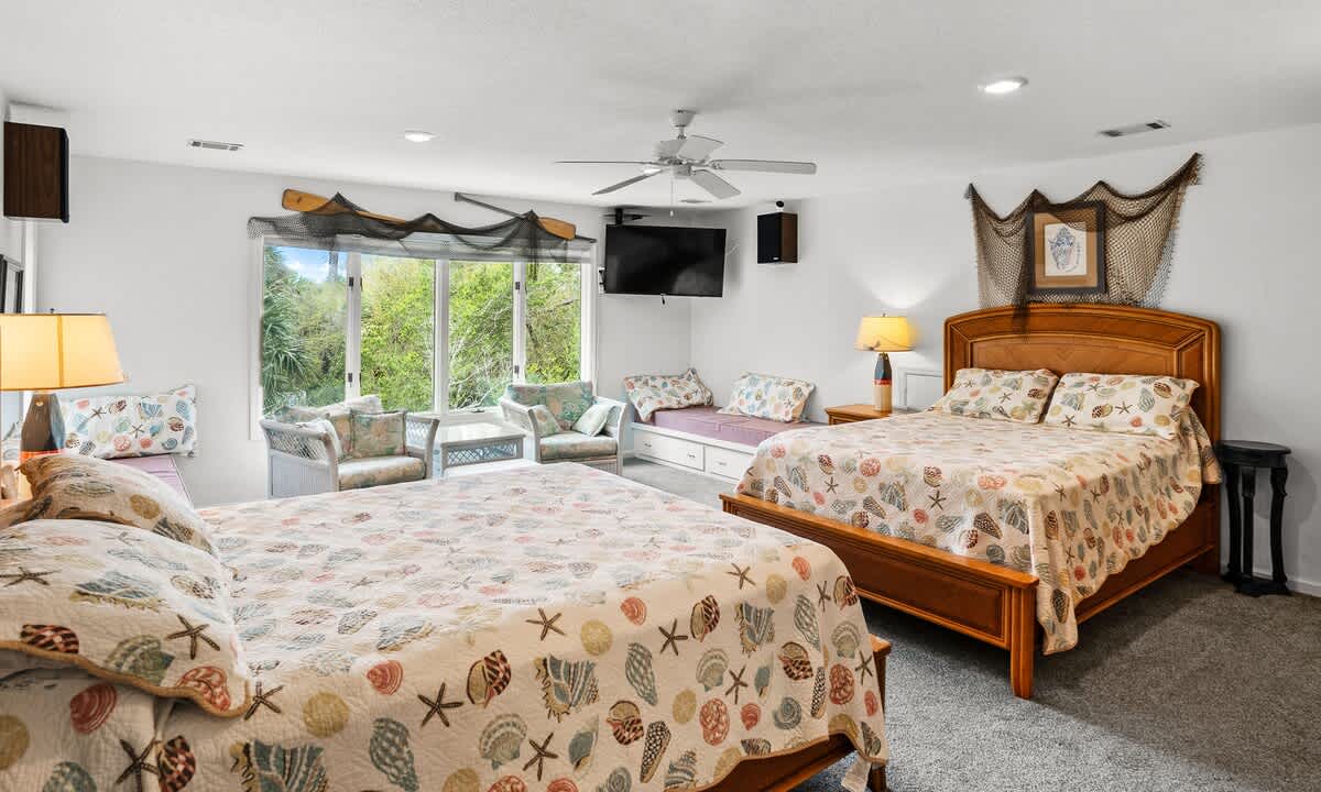 2nd Level Guest Bedroom with 2 Queen Beds and Full En Suite Bath