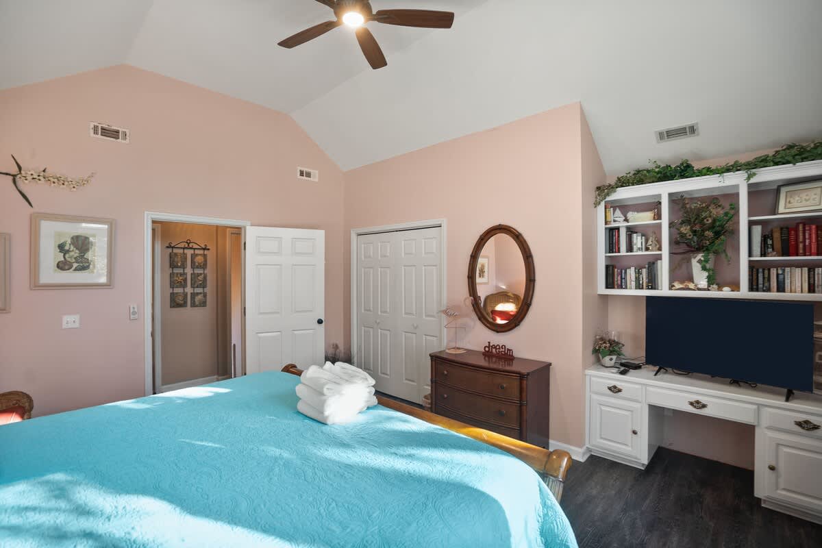 Upstairs Guest Bedroom with King Size Bed, and Private Balcony