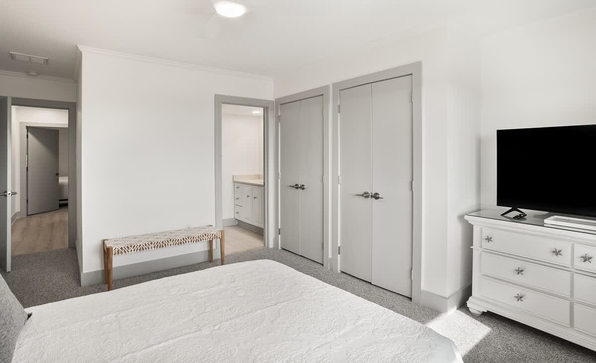 401 Captain John Fripp Villa | Photo 15