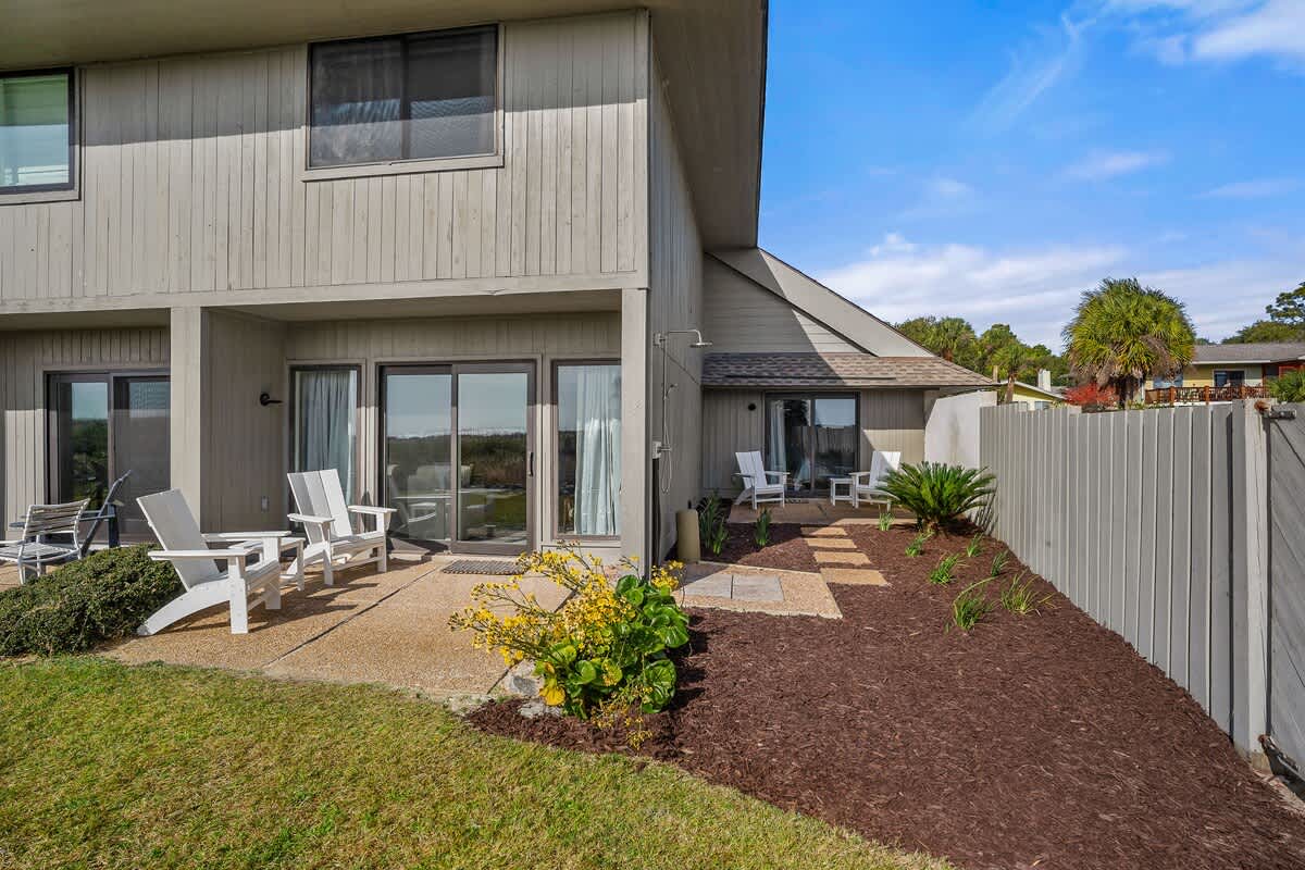 401 Captain John Fripp Villa | Photo 23