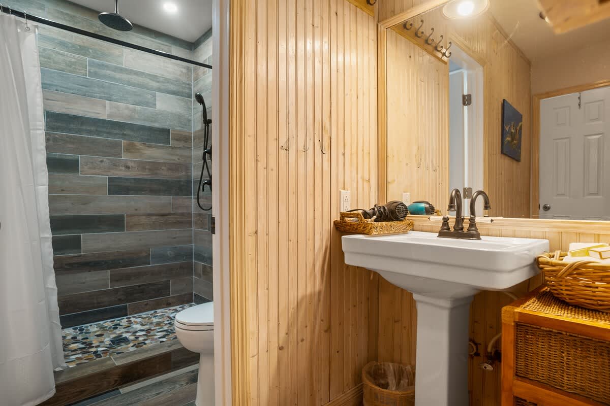 515 Sunsuite | Photo 9