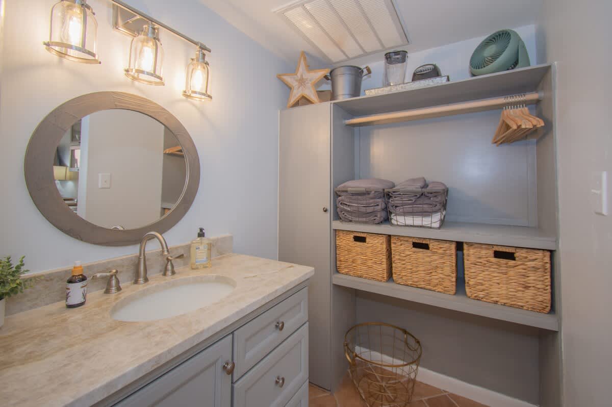 Full Bathroom with Shower-Tub Combo