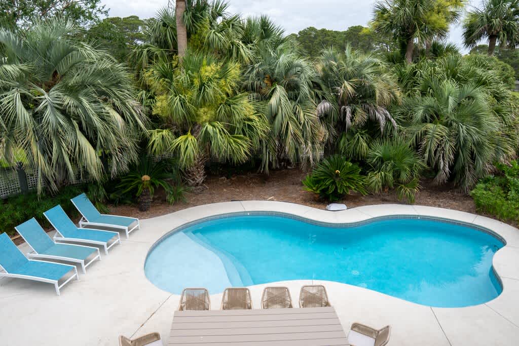 Beautiful Pool and Backyard with Dining/Lounging and Grill Areas on Golf Course