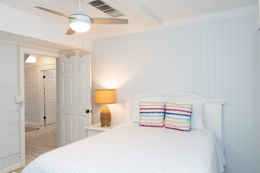 Guest Bedroom 4 with Queen Bed