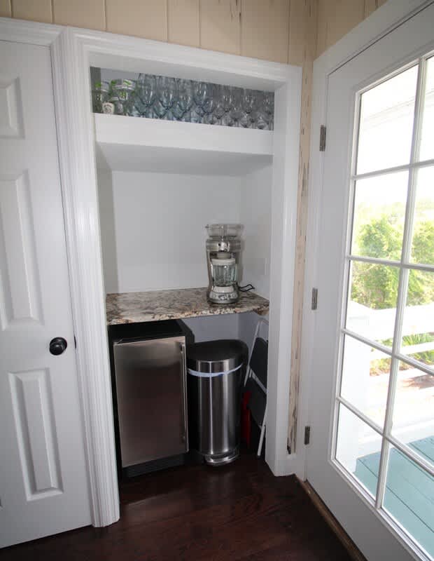  Ice Machine and Blender for Convenience with Access to the Pool off Kitchen 