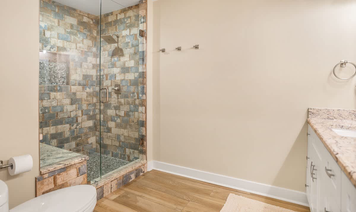 Primary Bedroom with en suite bathroom