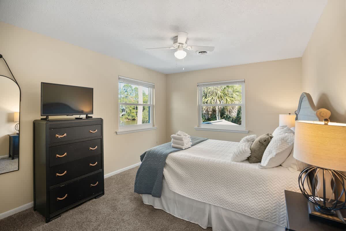 Second floor guest bedroom