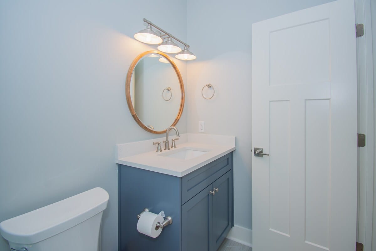 Guest Bedroom on First Floor with En-Suite and Balcony 