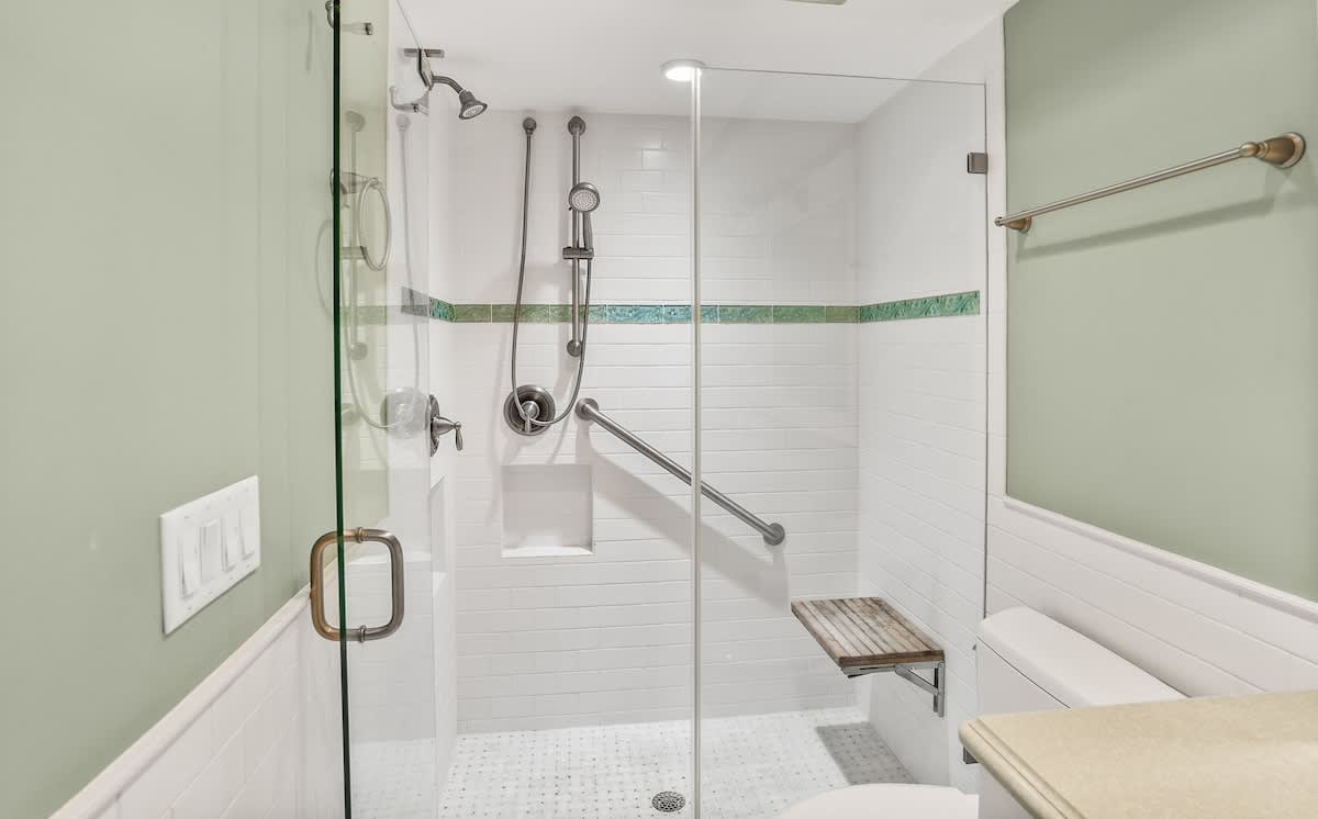 111 Capt John Fripp Villa | Photo 18