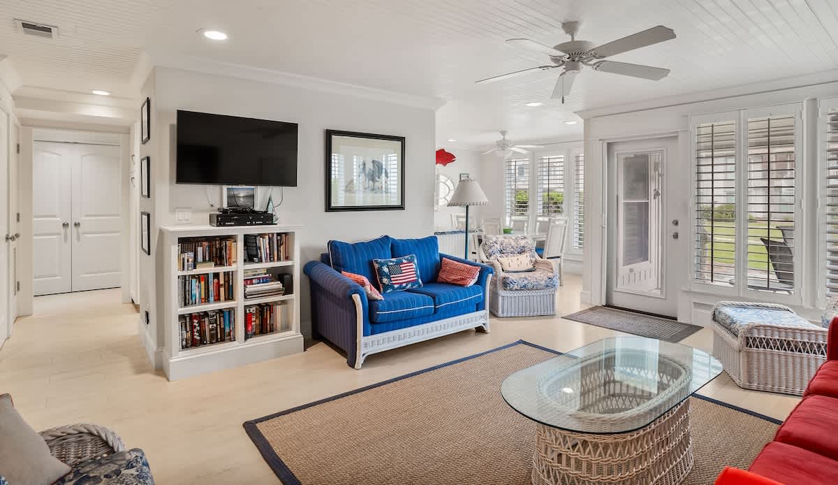 111 Capt John Fripp Villa | Photo 5
