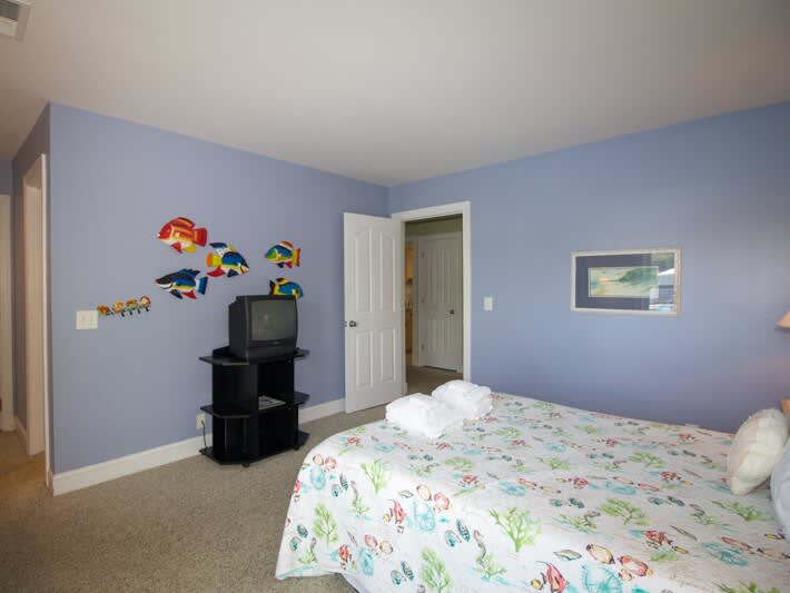 1st Level Guest Bedroom with King Bed and Full En Suite Bathroom