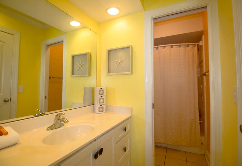 Primary Bathroom, En Suite