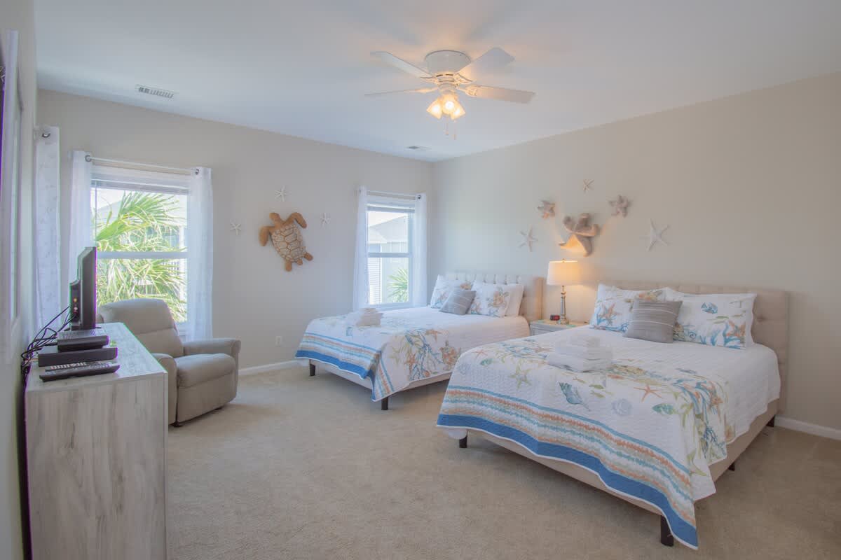 2nd Floor Guest Bedroom 
