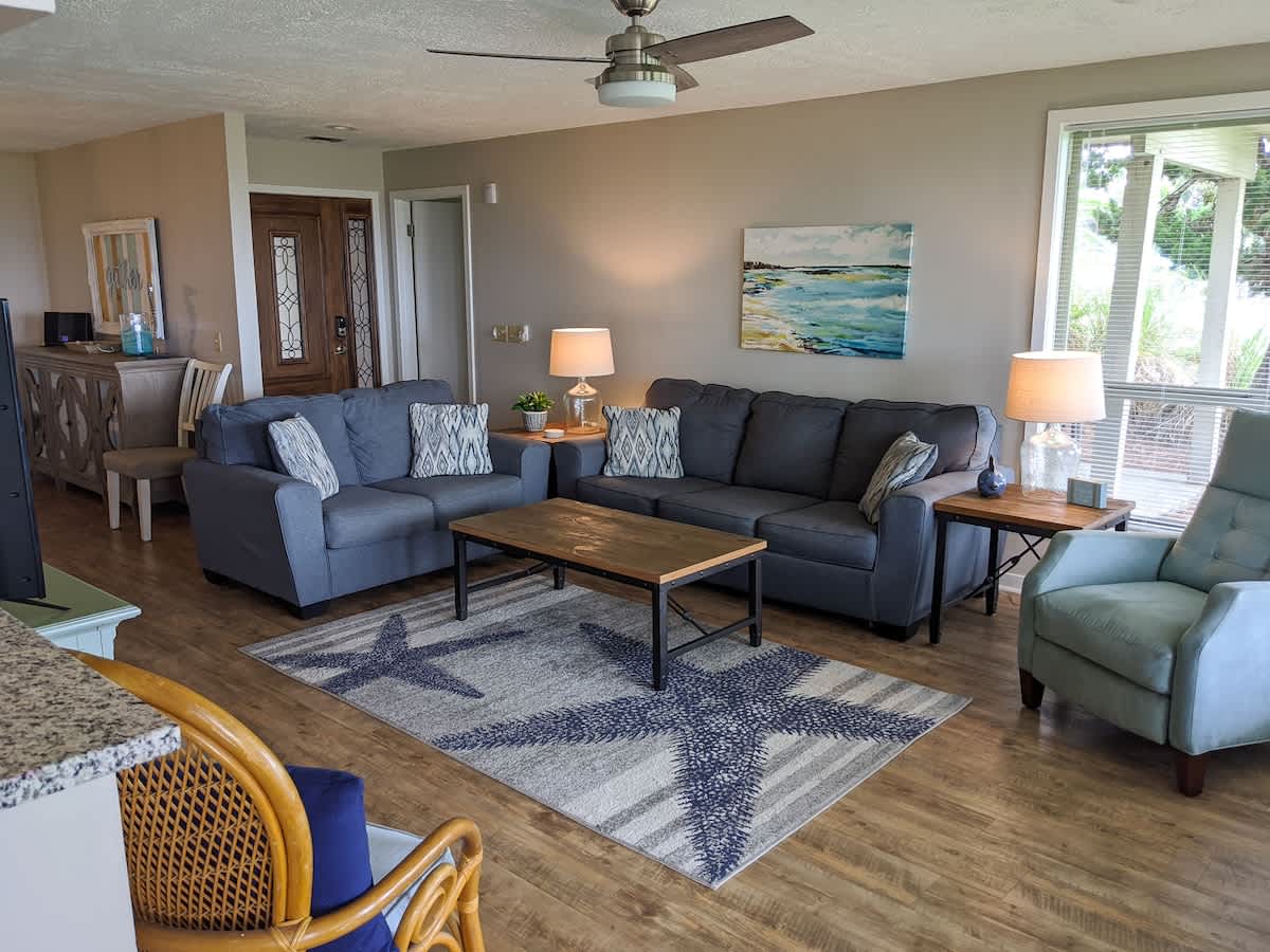 143 Capt John Fripp Villa The Lone Palm | Photo 12