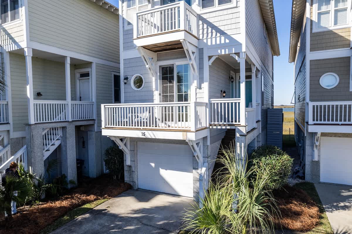 15 Quarterdeck Lane | Photo 2