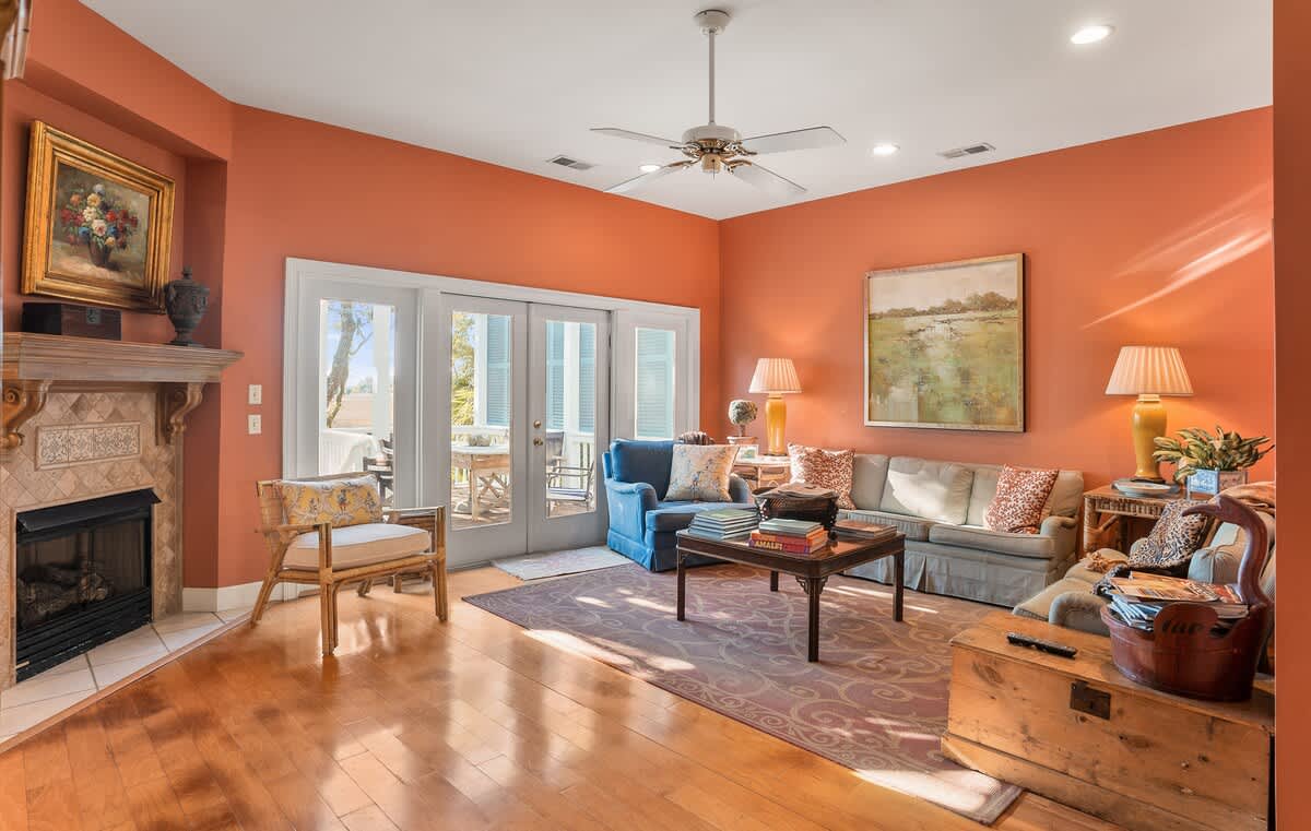 Living Room with Access to Back Deck 
