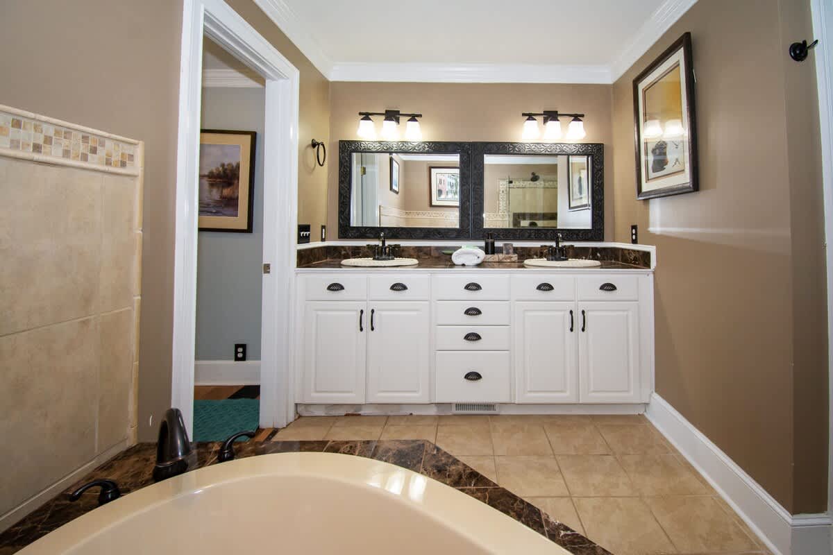 Massive master bedroom with en suite