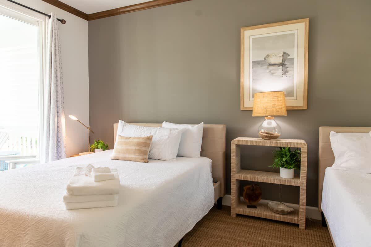 Guest Bedroom Main Floor