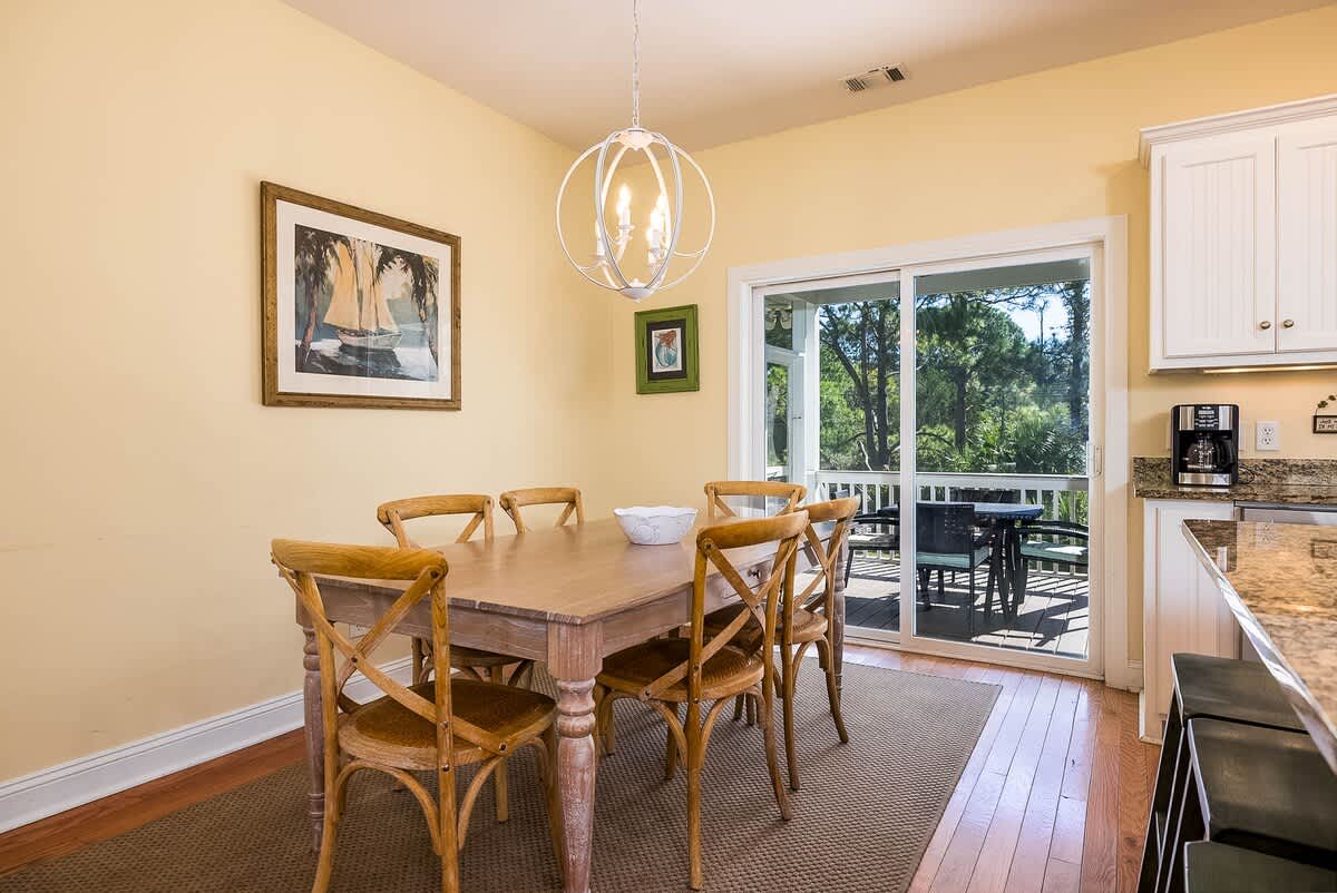 271 Deer Lake Drive | Photo 14