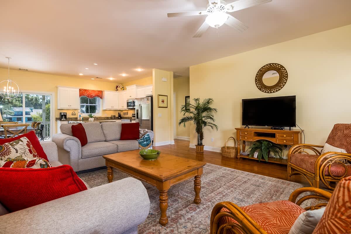 271 Deer Lake Drive | Photo 8