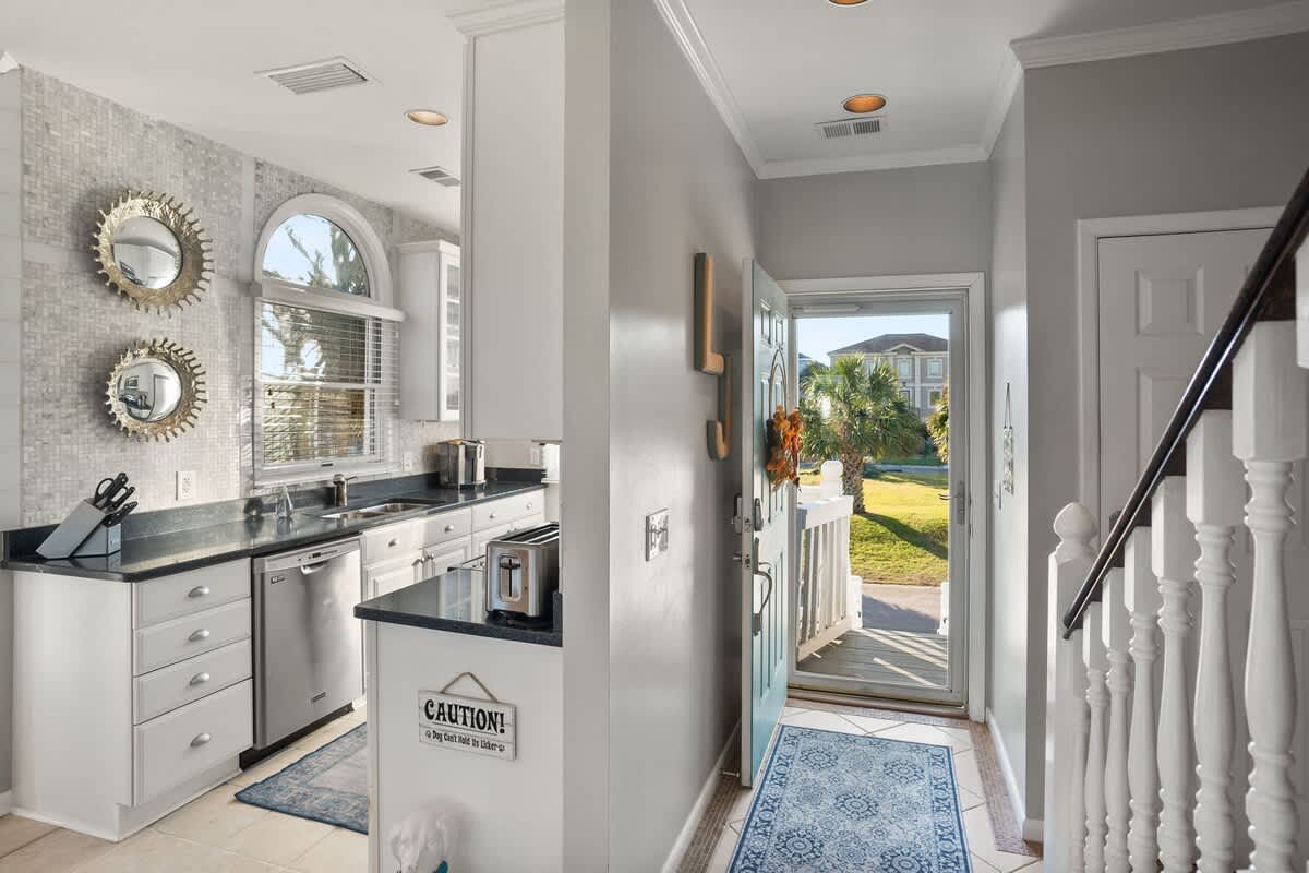 302 Ocean Point Drive | Photo 40