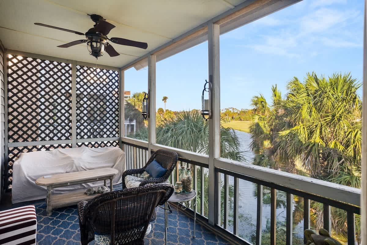 302 Ocean Point Drive | Photo 12