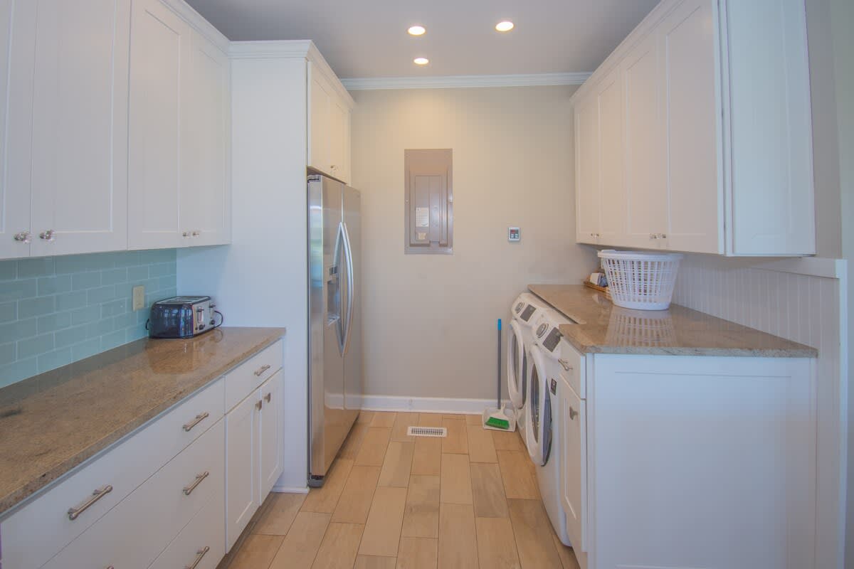 Open concept kitchen and dining area
