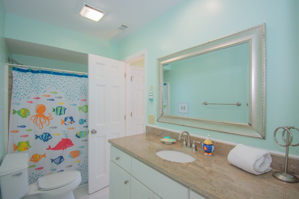 Second floor bunk bedroom with en suite bathroom