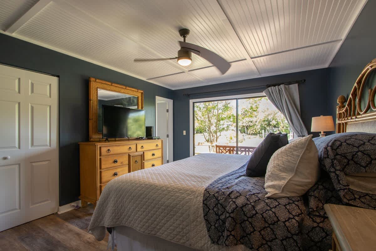 377 Tarpon Blvd | Photo 21