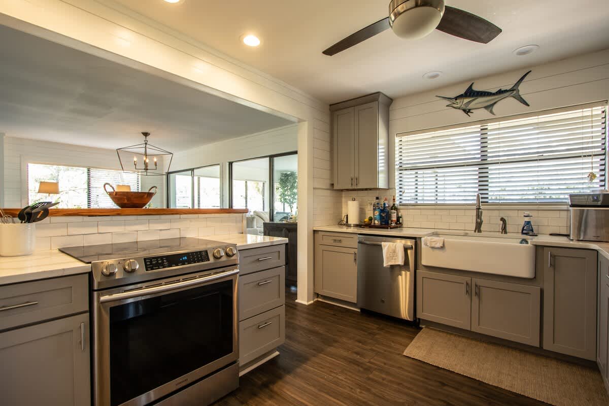 377 Tarpon Blvd | Photo 11