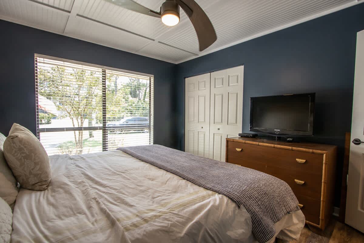 377 Tarpon Blvd | Photo 28