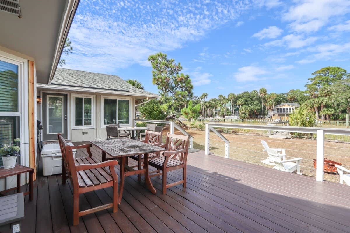377 Tarpon Blvd | Photo 6
