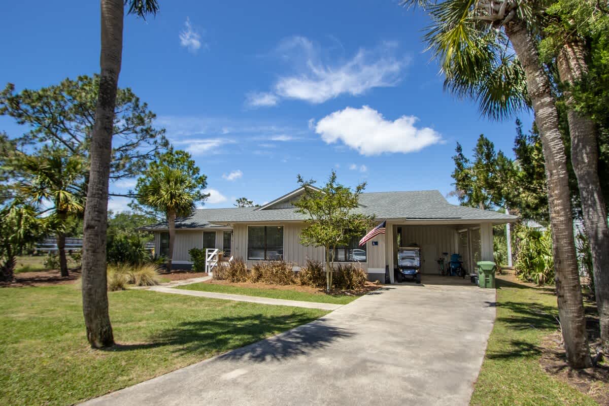 377 Tarpon Blvd | Photo 32