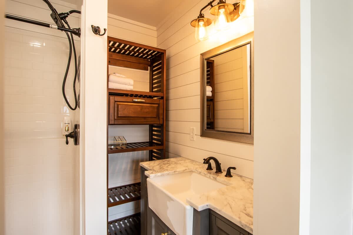 377 Tarpon Blvd | Photo 25