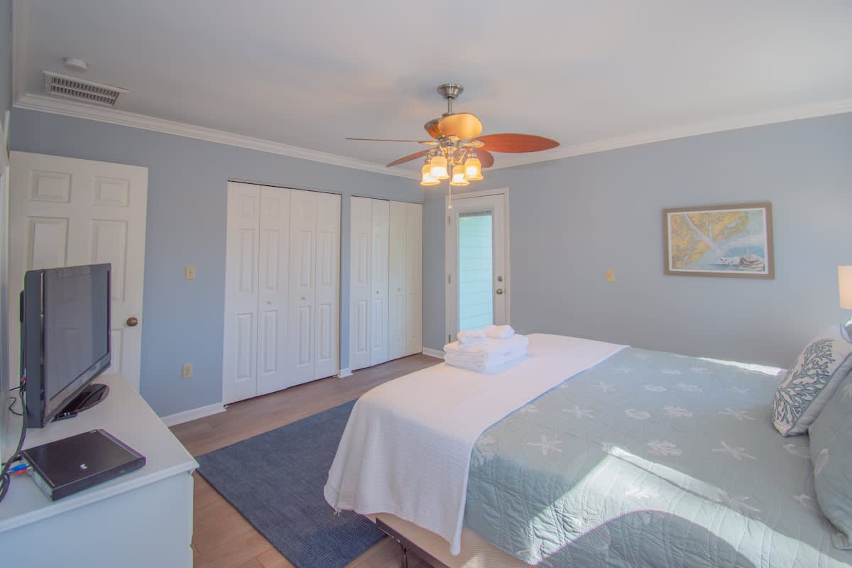 380 Tarpon Blvd | Photo 22