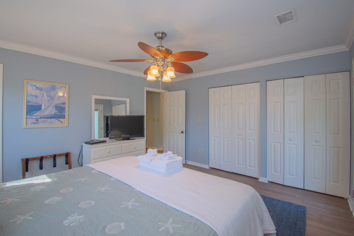 380 Tarpon Blvd | Photo 20