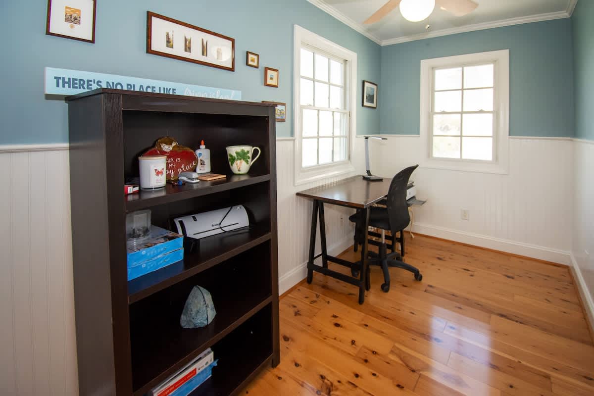 Second Floor sitting area and office area
