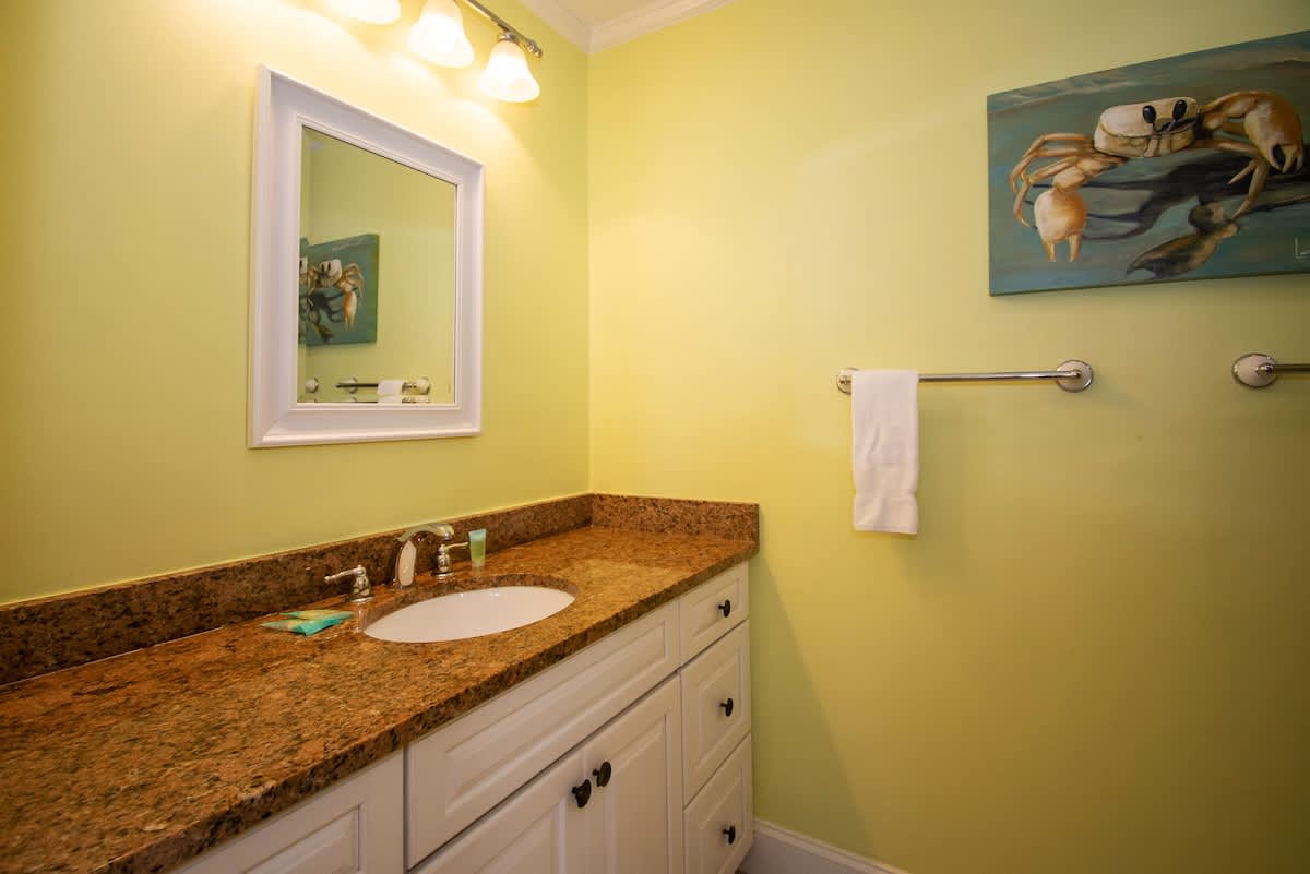 Second floor guest bedroom with en suite bath