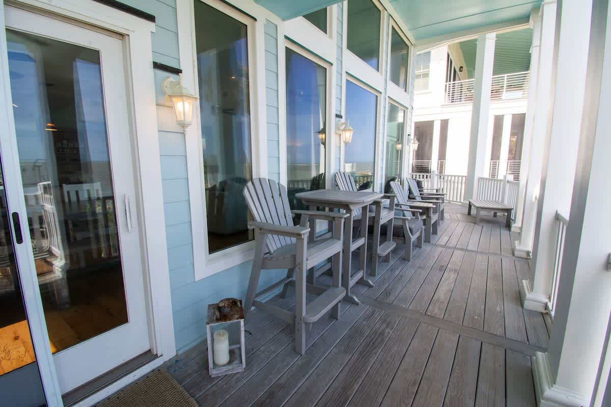 Main Floor Deck with Grill and Seating