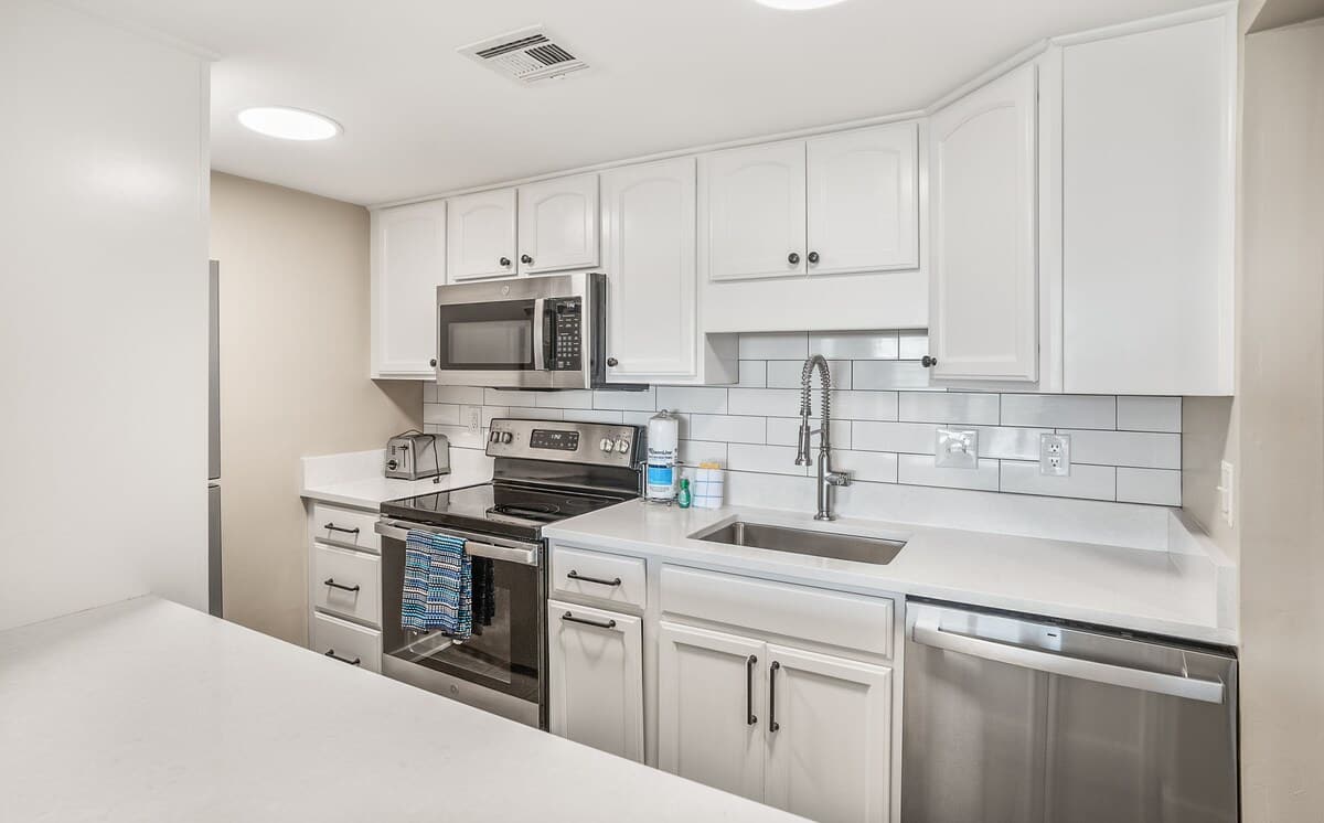 408 Capt John Fripp Villa II | Photo 17
