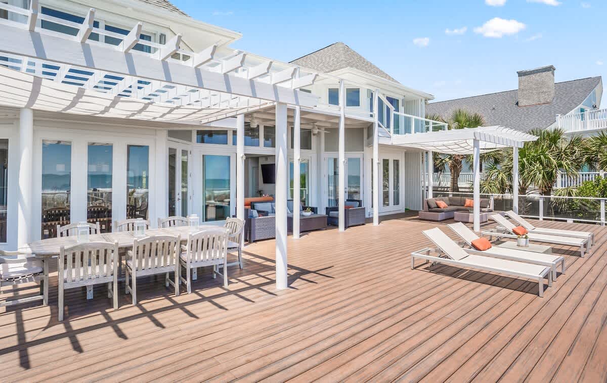 416 Tarpon Blvd 2