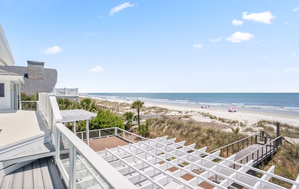 416 Tarpon Blvd 4
