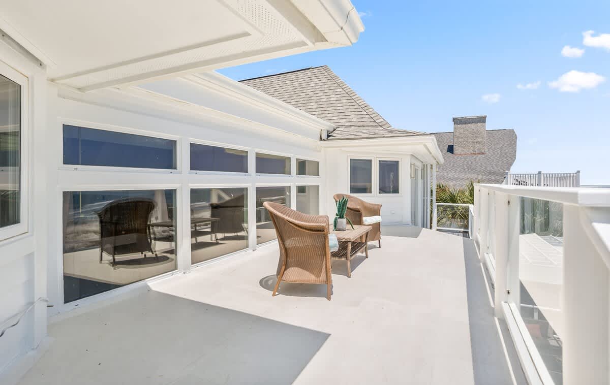 Patio Outside (2) Second Floor Bedrooms. Beach View. 