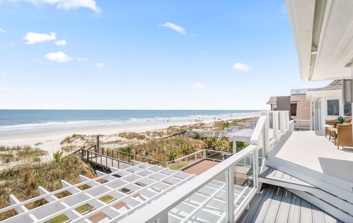 416 Tarpon Blvd 5