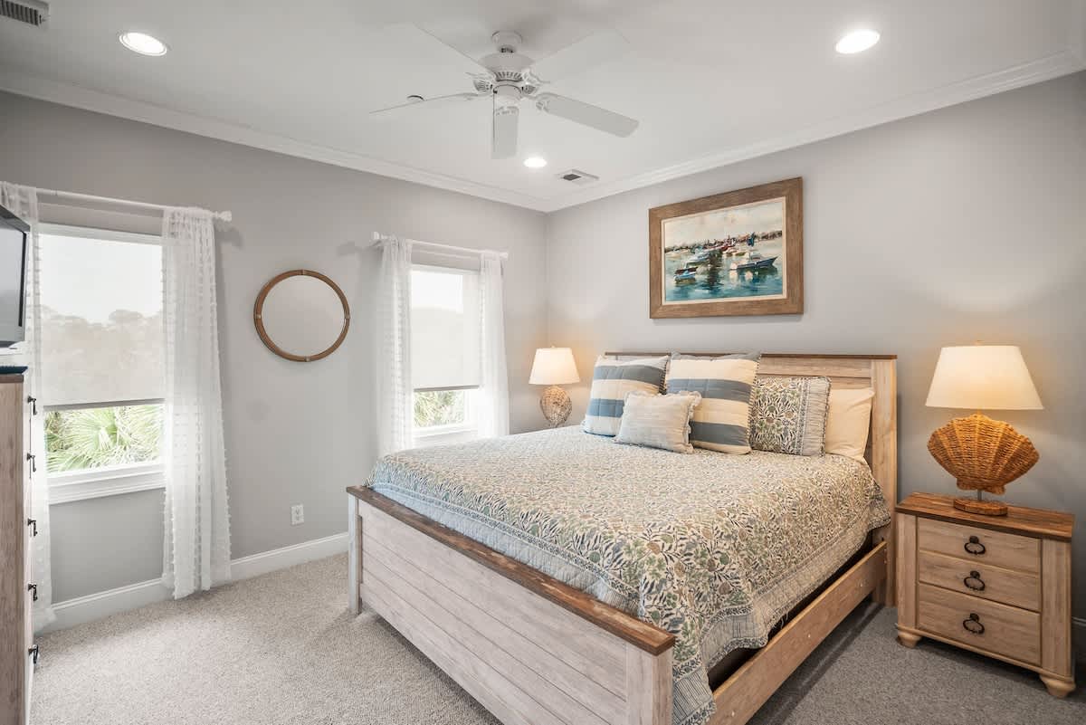 2nd Level Guest Bedroom with Queen on the Street Side
