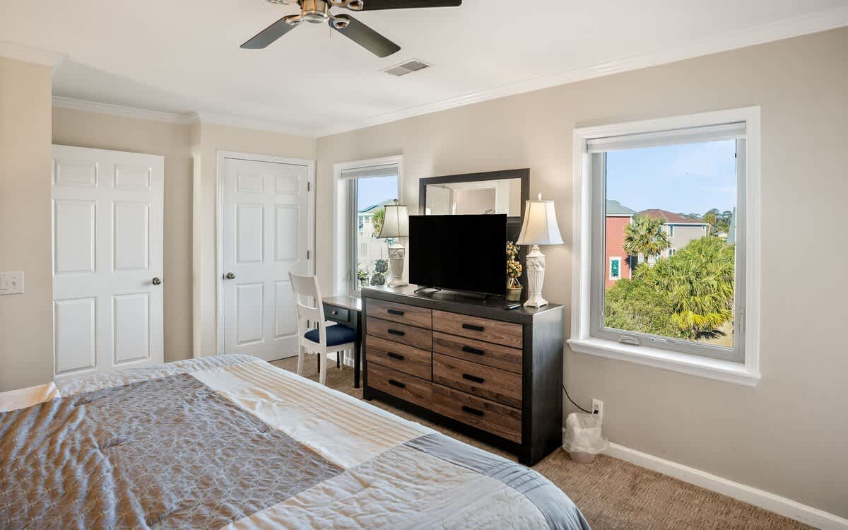 2nd Level Primary with King Bed and Full En Suite Bathroom